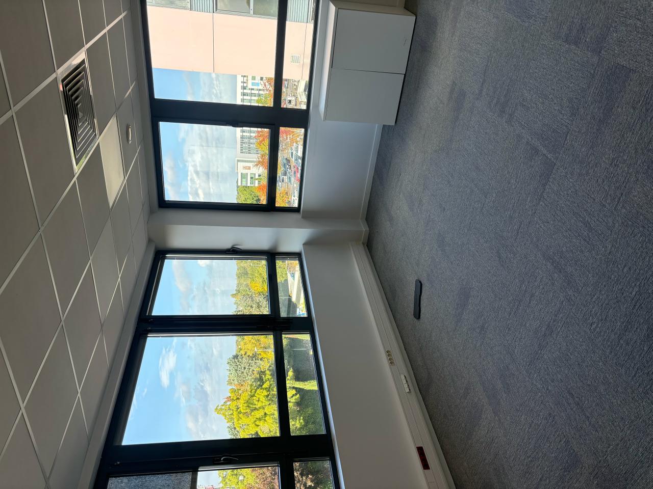 Bureau Tours 602m² Location bureau Tours Indre-et-Loire OLBUR2426096 4